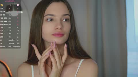 Eva 3 online show from 12/20/24, 11:43