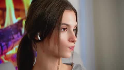 Eva 3 online show from 10/10/25, 07:51