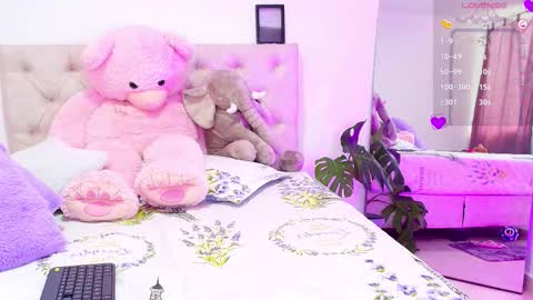 Snapshot of soofikiss chatting on 10/09/25, 08:51 sofi online show from 10/09/25, 08:51