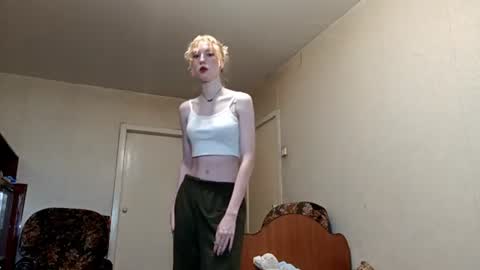 Jane online show from 06/25/26, 08:41