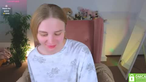 Snapshot of sookonstellita chatting on 05/10/26, 12:38 Litta online show from 05/10/26, 12:38