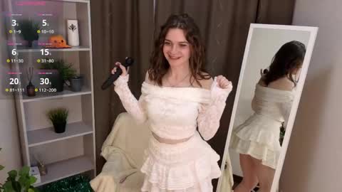 Snapshot of sookrobertello chatting on 04/29/26, 05:30 Hello im Virginia online show from 04/29/26, 05:30