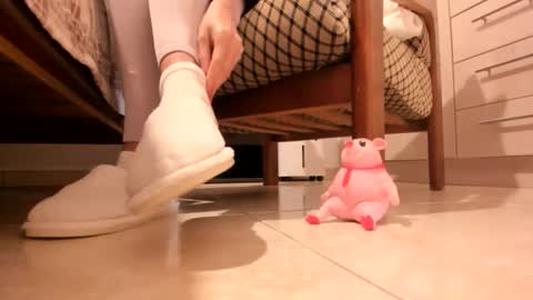 Snapshot of soph27 chatting on 04/21/26, 10:21 Goddess Sophie online show from 04/21/26, 10:21