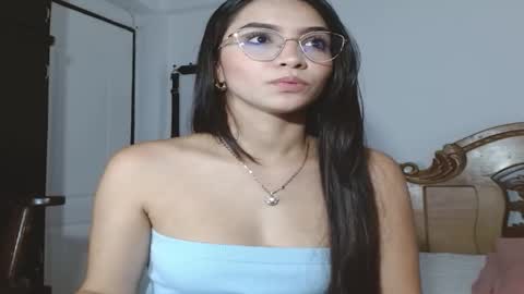 Sophi online show from 10/27/25, 06:06