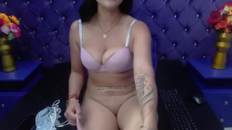 sophi_hardd online show from 01/12/25, 12:23