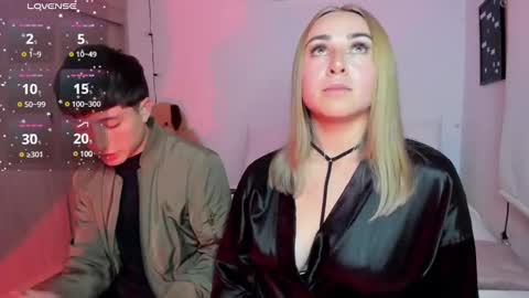 Snapshot of sophi_moreno chatting on 12/13/24, 12:09 Sofi online show from 12/13/24, 12:09