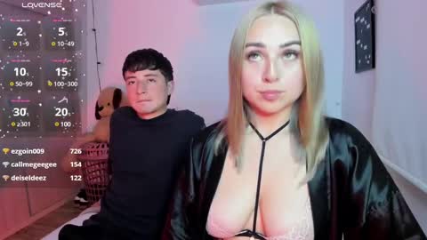 Snapshot of sophi_moreno chatting on 12/13/24, 03:16 Sofi online show from 12/13/24, 03:16