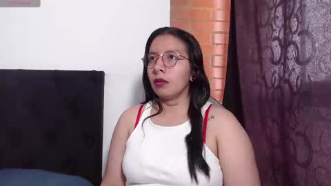 Snapshot of sophia_666_ chatting on 02/14/25, 04:20 Sophia online show from 02/14/25, 04:20