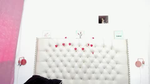 sophia__beauty online show from 10/31/25, 01:56