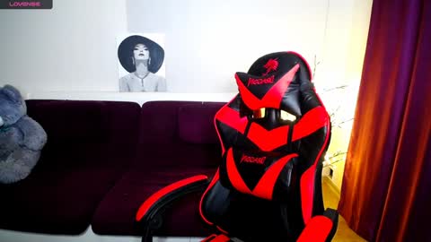 sophia__olsen online show from 01/30/25, 06:24