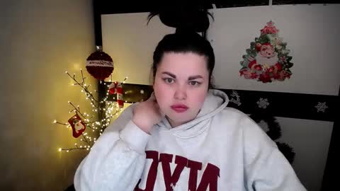 sophia__olsen online show from 12/02/25, 06:41
