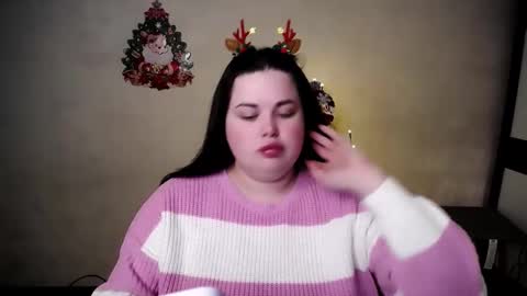 sophia__olsen online show from 12/15/25, 06:17