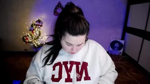 sophia__olsen online show from 01/14/26, 06:52