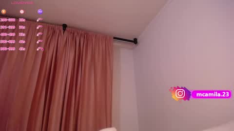 Snapshot of sophia_bones chatting on 09/18/25, 11:45 SophiI online show from 09/18/25, 11:45