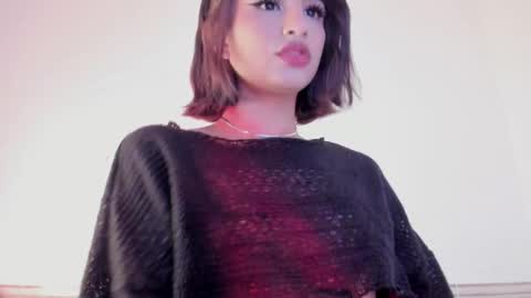 Snapshot of sophia_cambpell chatting on 03/15/26, 09:54 Sophia online show from 03/15/26, 09:54