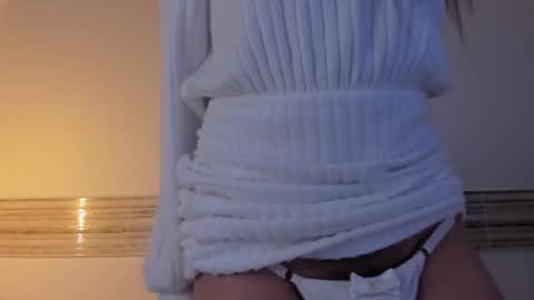 Snapshot of sophia_cambpell chatting on 03/30/26, 10:44 Sophia online show from 03/30/26, 10:44