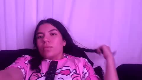 Snapshot of sophia_cossio2 chatting on 01/01/25, 08:37 Sara Sophia online show from 01/01/25, 08:37