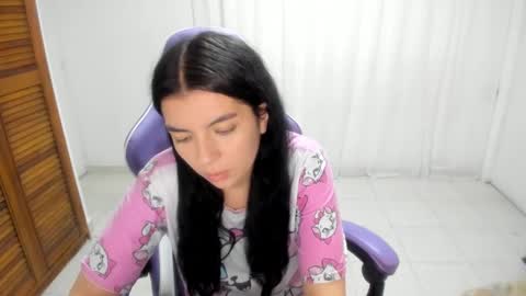 Snapshot of sophia_cossio2 chatting on 10/09/25, 08:07 Sara Sophia online show from 10/09/25, 08:07