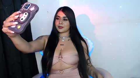 Snapshot of sophia_dazza398 chatting on 06/01/26, 12:01 sophia online show from 06/01/26, 12:01