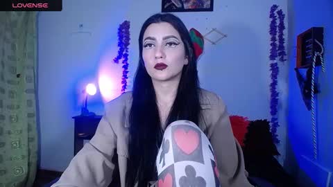 sophia hottie online show from 12/17/24, 01:18