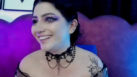 Snapshot of sophia_dk chatting on 07/08/26, 04:11 sophia hottie online show from 07/08/26, 04:11