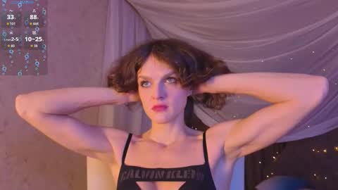 Sophia online show from 11/23/25, 01:38