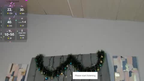 Snapshot of sophia_ebony___ chatting on 12/17/25, 12:33 sophia_ebony___ online show from 12/17/25, 12:33