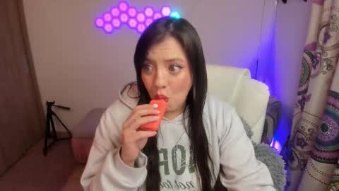 sophia_grants online show from 01/07/26, 02:03