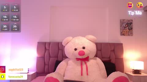 Sophia Carson online show from 12/18/24, 10:40