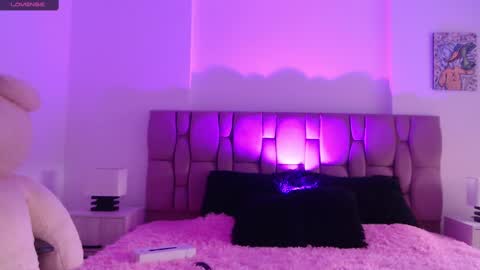 Sophia Carson online show from 01/12/25, 11:50