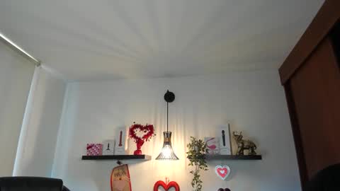 Snapshot of sophia_miller4 chatting on 02/18/26, 07:10 sophia_miller4 online show from 02/18/26, 07:10