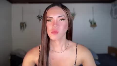 Snapshot of sophia_miller69x chatting on 03/02/25, 03:16 SOPHIA online show from 03/02/25, 03:16