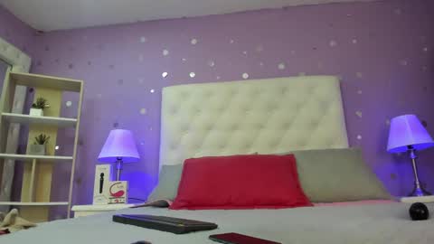 Snapshot of sophia_models chatting on 09/08/25, 07:24 Sophia  online show from 09/08/25, 07:24