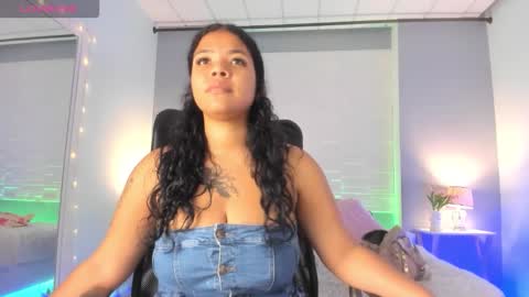  S O P H I A  online show from 11/03/25, 12:06