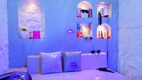 Snapshot of sophia_tf chatting on 03/17/26, 03:33 Sophia online show from 03/17/26, 03:33