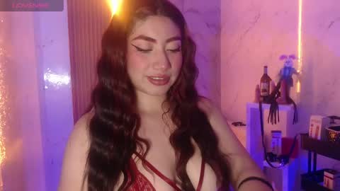 Sophia online show from 05/07/26, 04:18