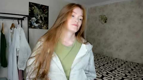 Snapshot of sophia_turn chatting on 09/09/25, 10:26 Sophia online show from 09/09/25, 10:26