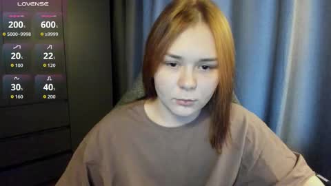 Snapshot of sophia_xi chatting on 02/19/26, 10:22 Sophia online show from 02/19/26, 10:22