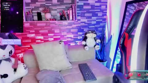 Sophia online show from 11/26/25, 10:22