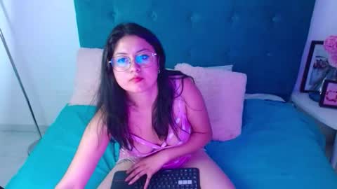 sophiaa_queen2 online show from 10/22/25, 05:56