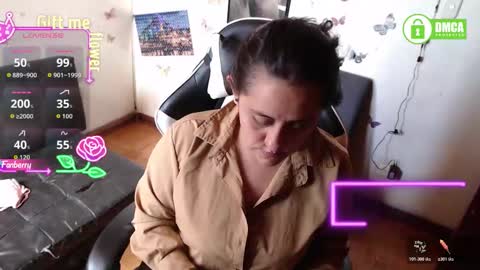 sophiaa_vega_ online show from 12/03/25, 02:59