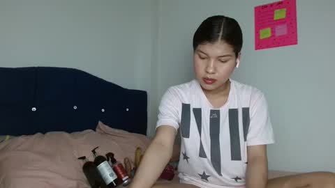 Snapshot of sophiabedford chatting on 12/16/24, 05:11 Sophia Bedford online show from 12/16/24, 05:11