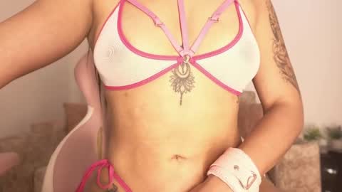 sophiacolemann online show from 05/18/26, 04:07