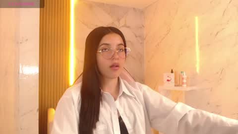 Snapshot of sophiadoll_tf chatting on 05/07/26, 01:16 sophiadoll_tf online show from 05/07/26, 01:16