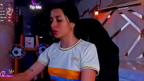 Snapshot of sophiadoll_tf chatting on 06/17/26, 01:01 sophiadoll_tf online show from 06/17/26, 01:01