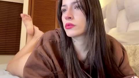 Snapshot of sophiarommie chatting on 03/05/26, 05:14 sophiarommie online show from 03/05/26, 05:14