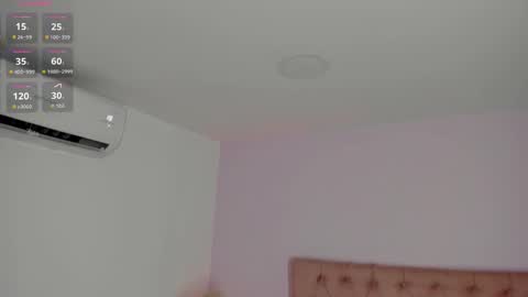 Snapshot of sophiarossee chatting on 10/17/25, 12:08 Sofi online show from 10/17/25, 12:08