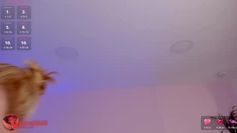 Snapshot of sophiarossee chatting on 10/29/25, 12:18 Sofi online show from 10/29/25, 12:18