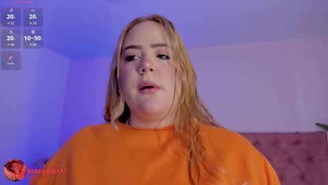 Snapshot of sophiarossee chatting on 11/15/25, 12:23 Sofi online show from 11/15/25, 12:23