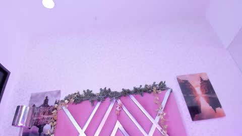 Sophia Salazar online show from 11/21/25, 03:54